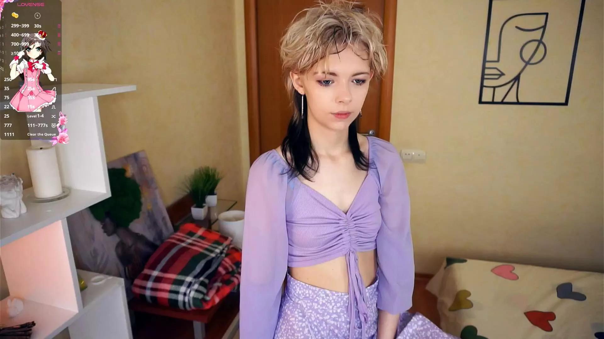 AftonFountain on Cam4 