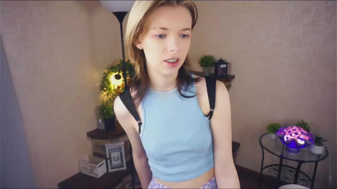 AftonFountain on Cam4 