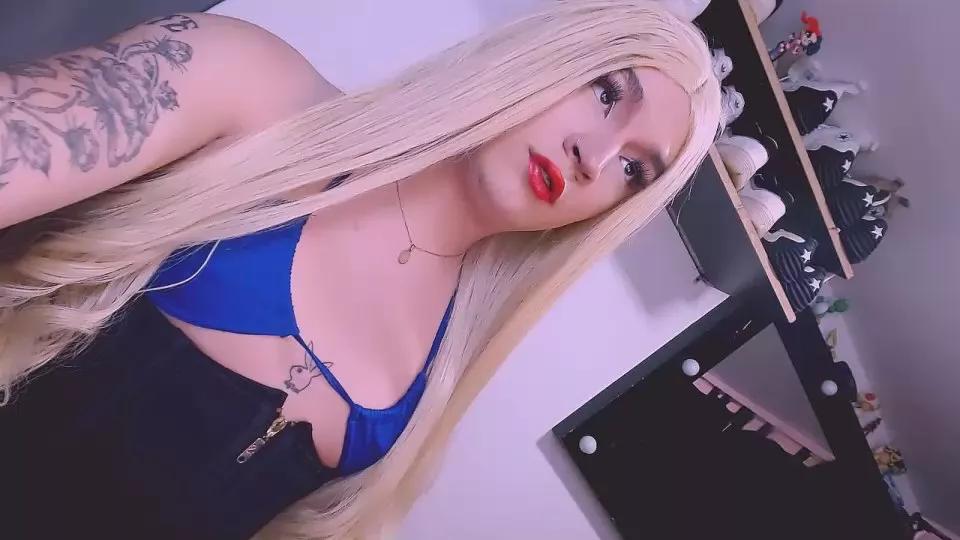Agatha_kin on Cam4 
