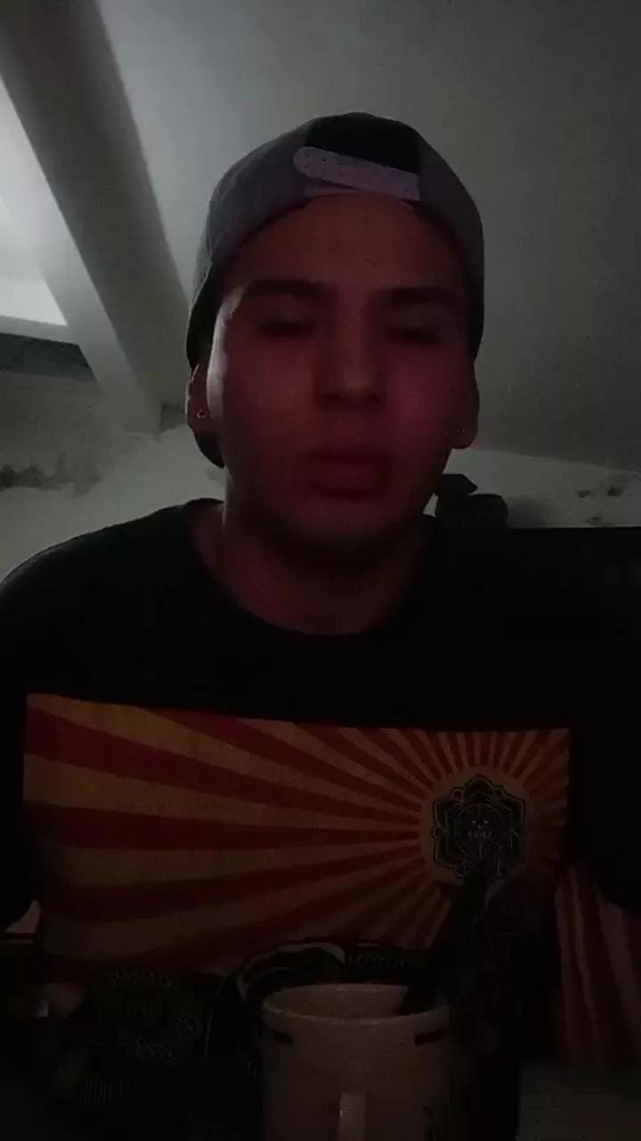 Agustinnn287 on Cam4