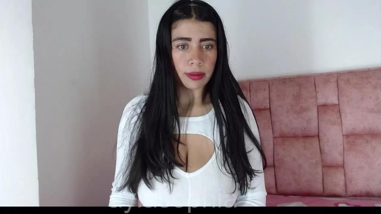 Freechat AilyShopia on Cam4