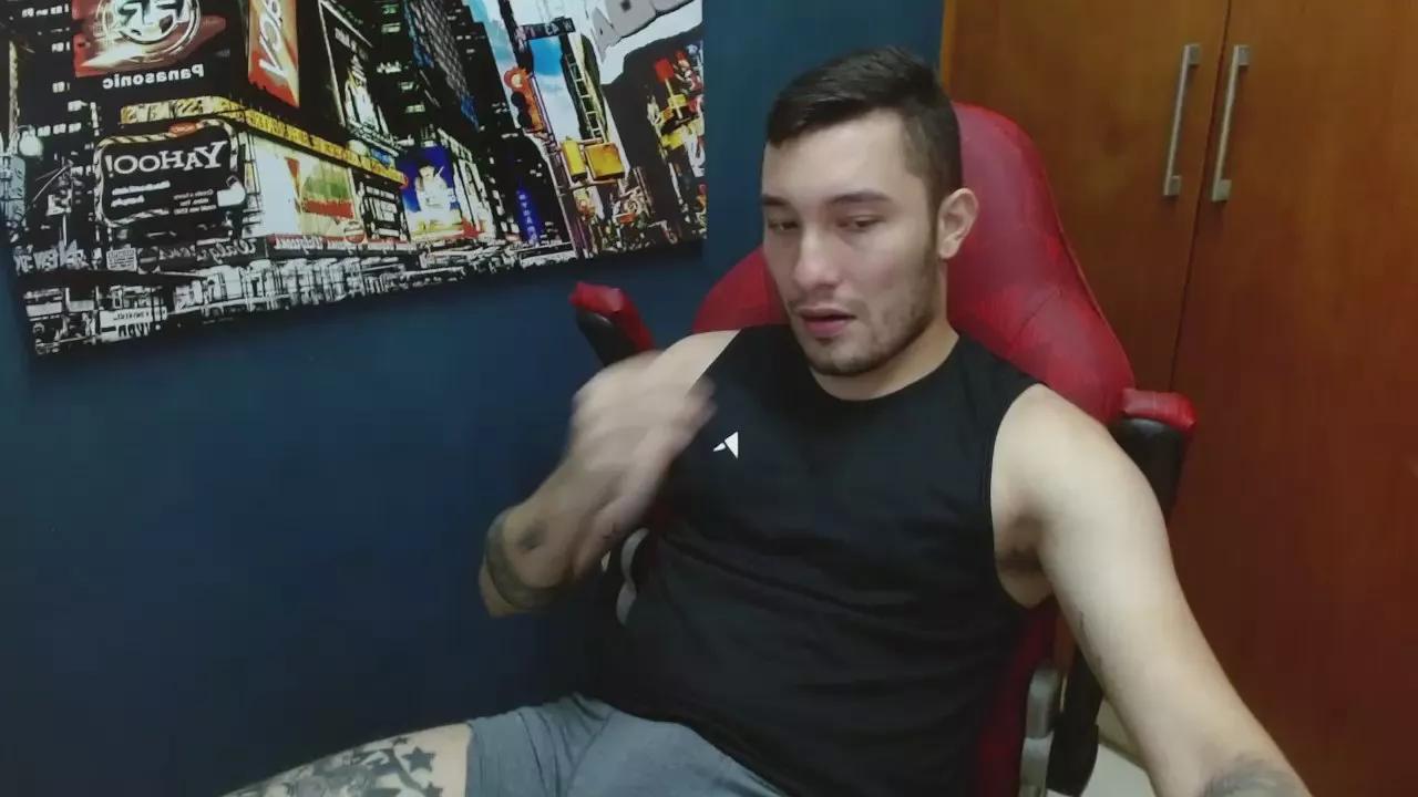 Airon_Blade on Cam4 