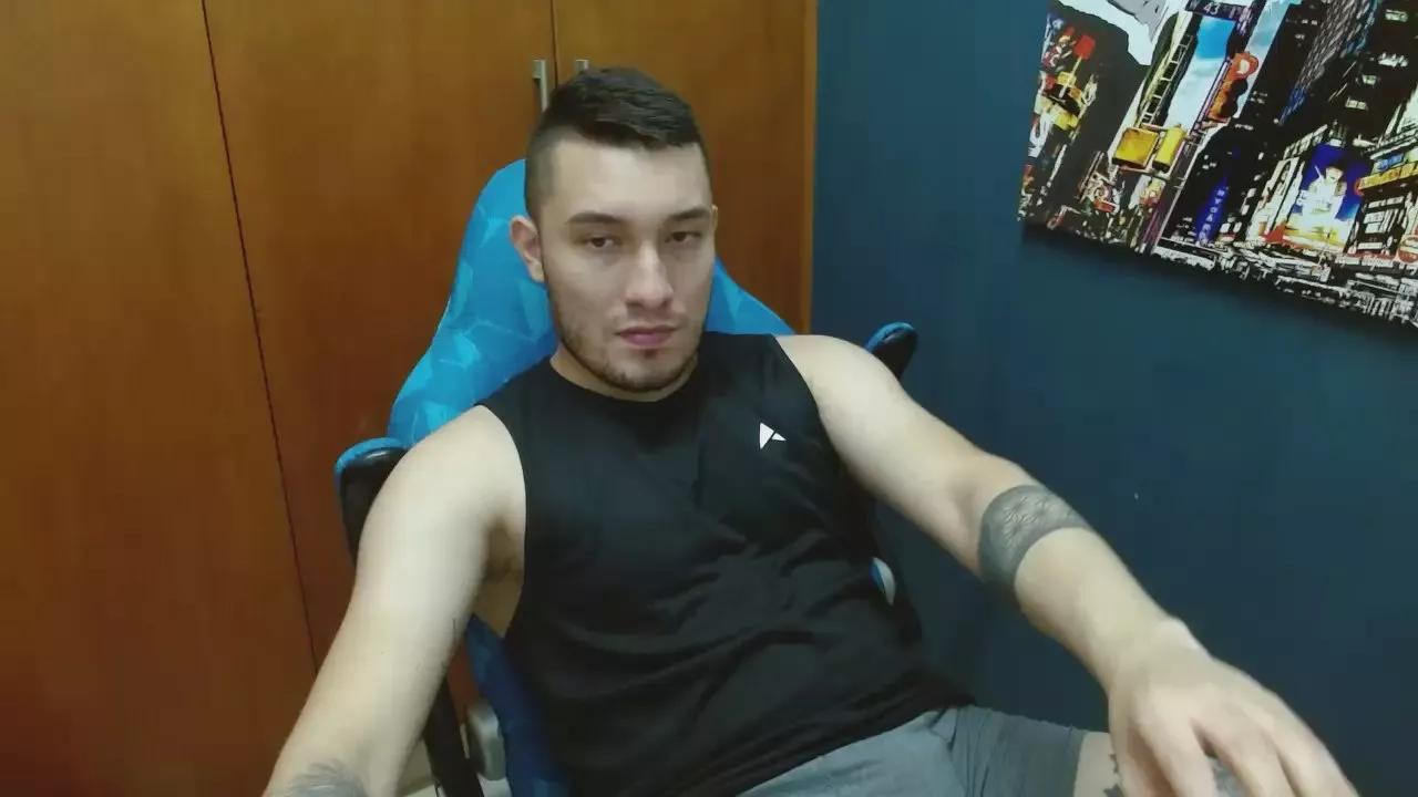 Airon_Blade on Cam4 