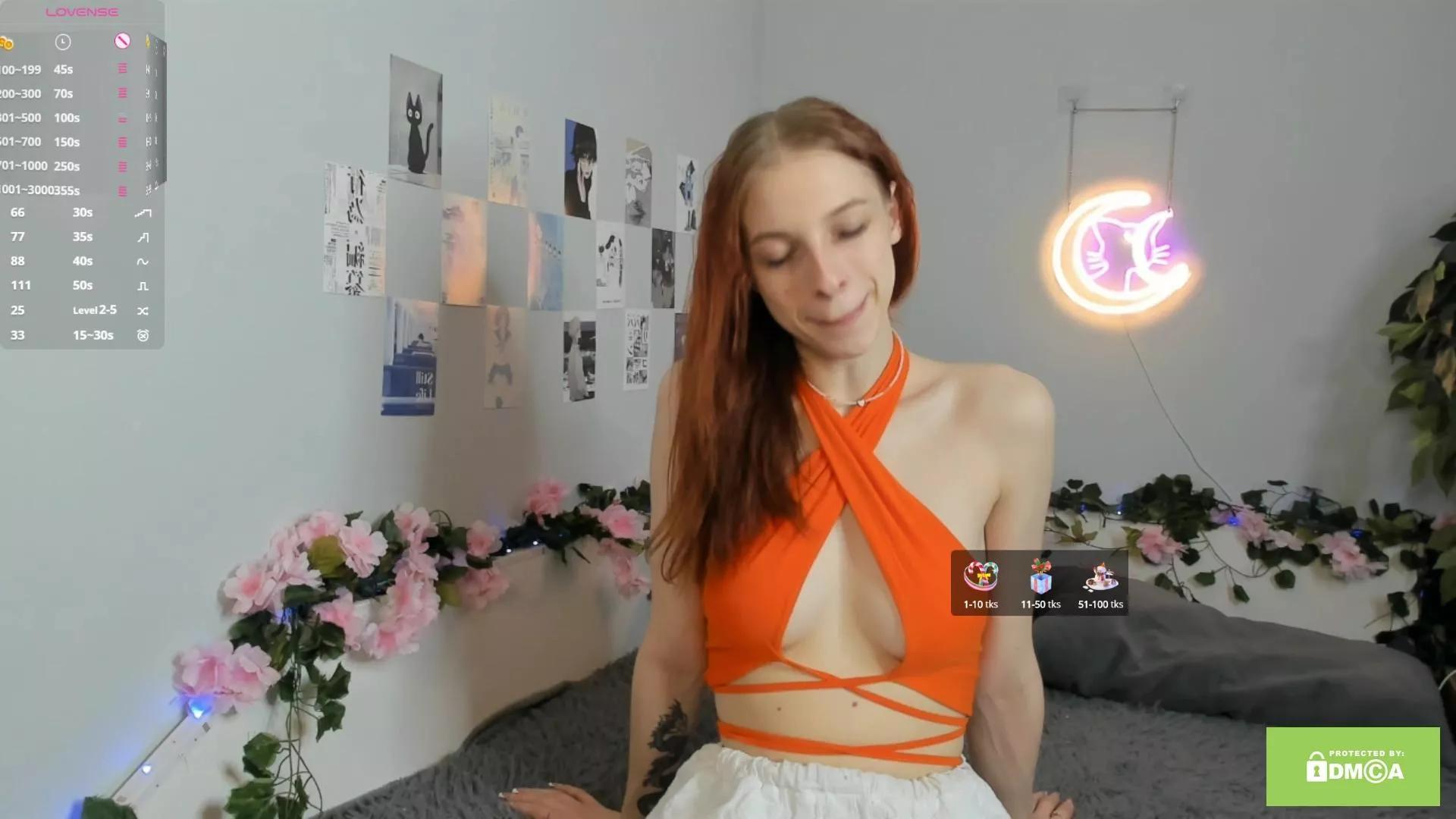 AislyCovert on Cam4 