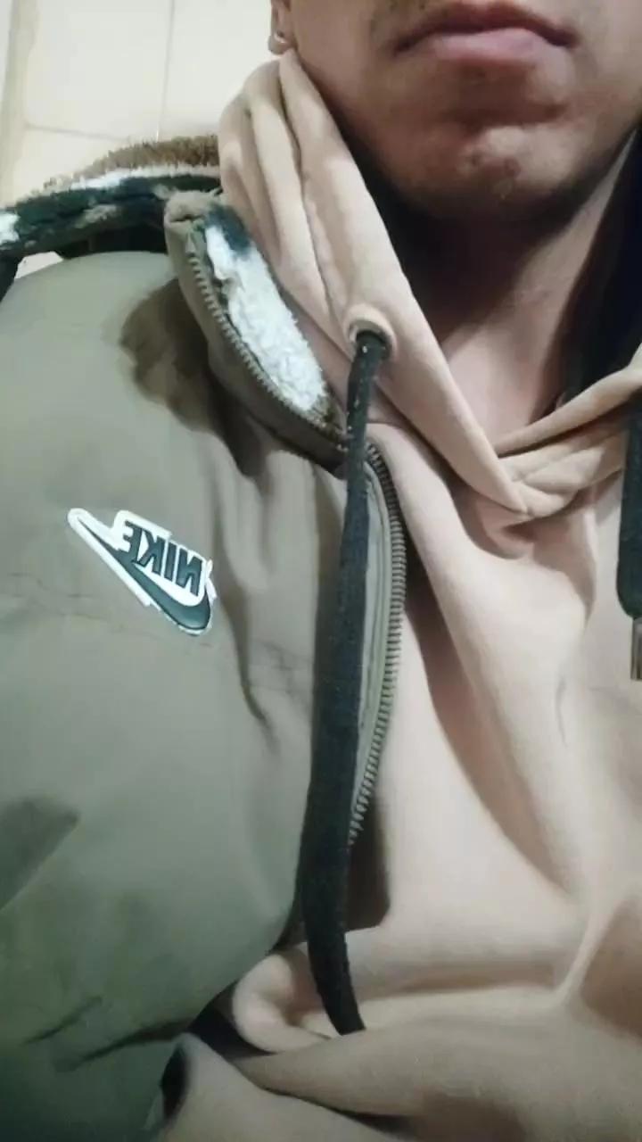 alan610 on Cam4 