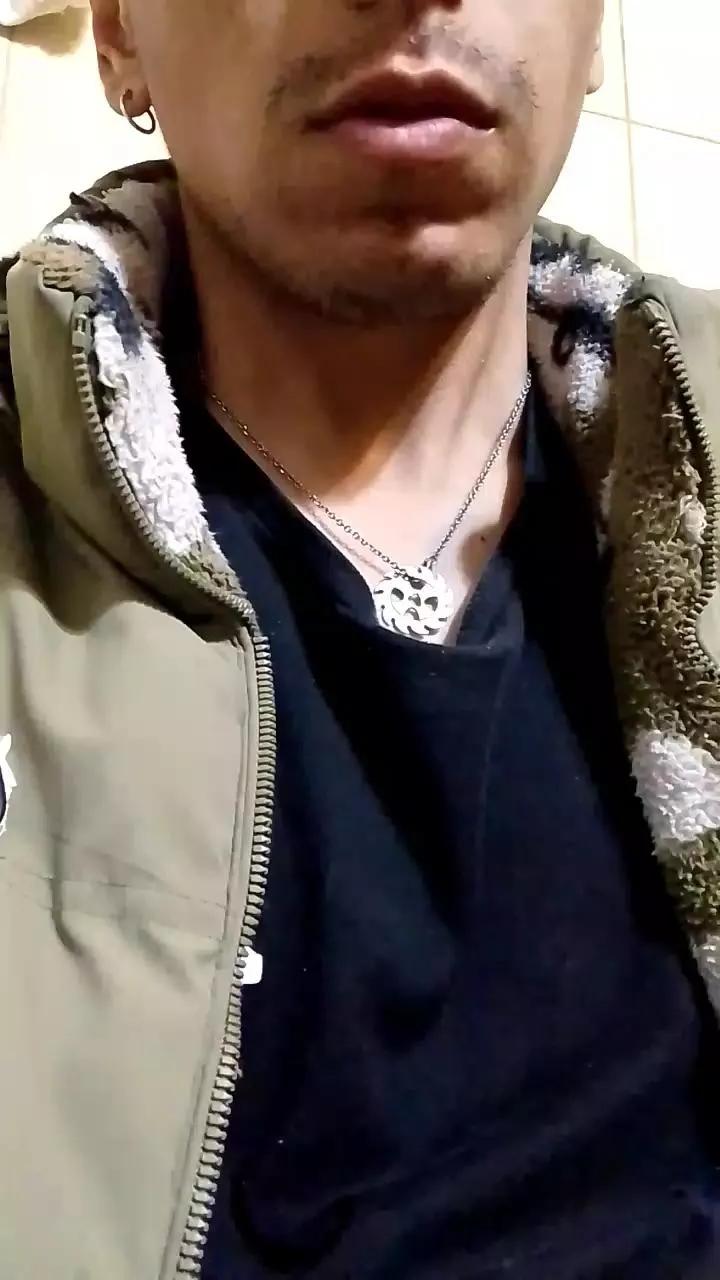 alan610 on Cam4