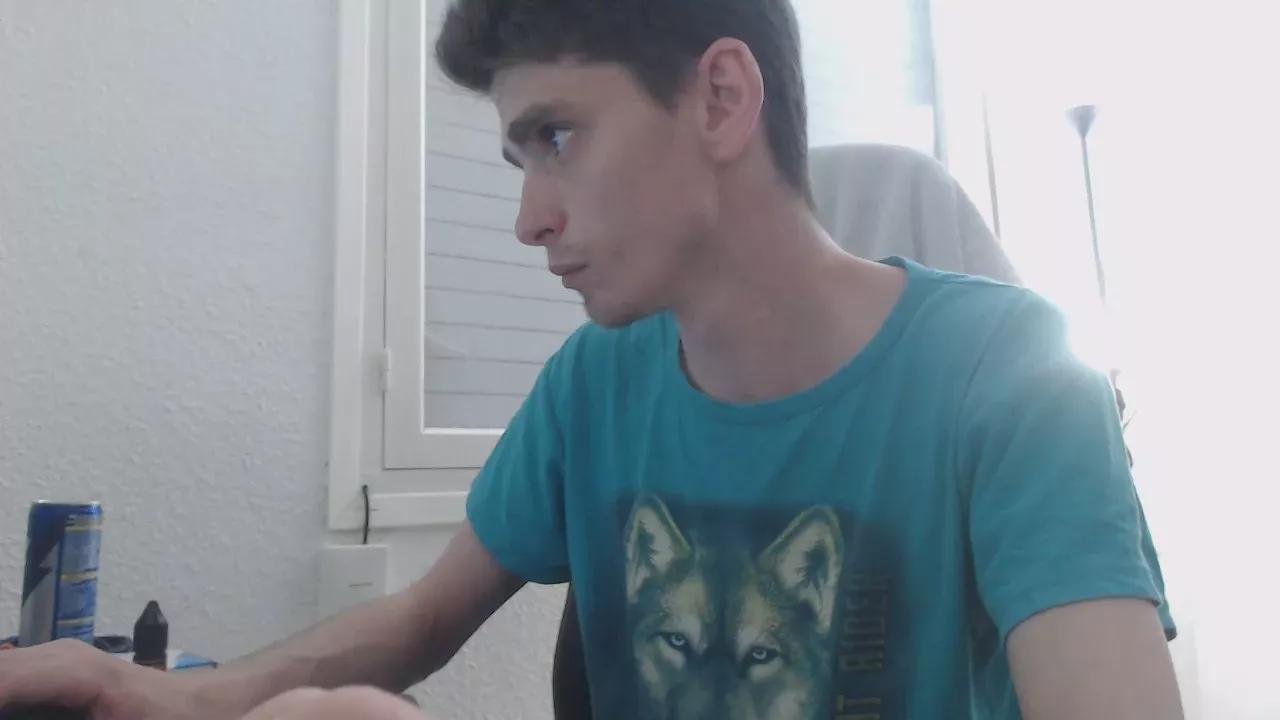 albertillo2 on Cam4 