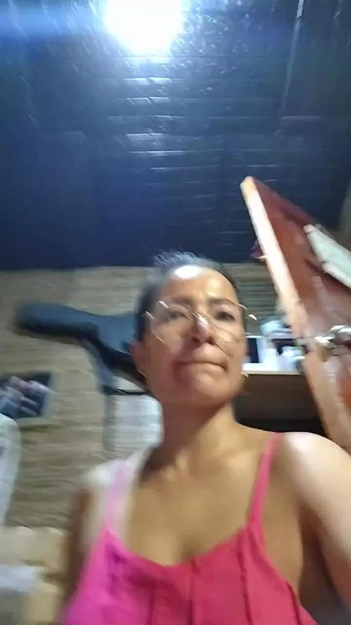 Albina1986 on Cam4 