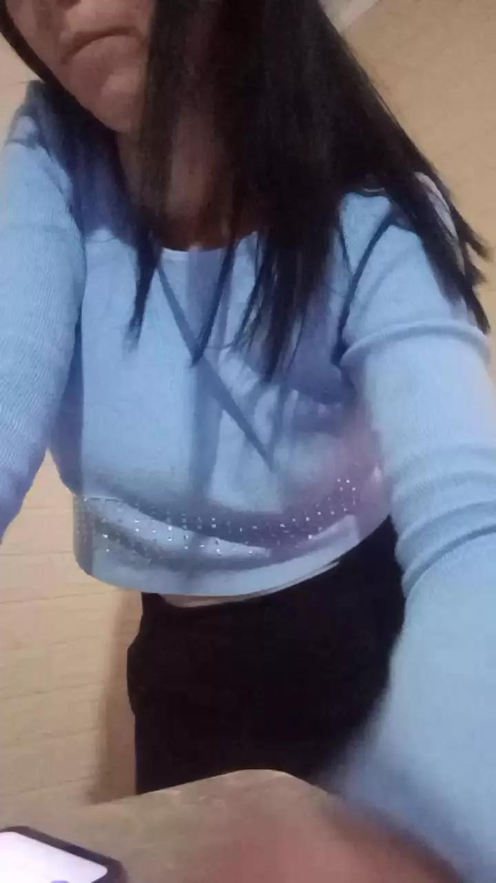 aledina78 on Cam4 