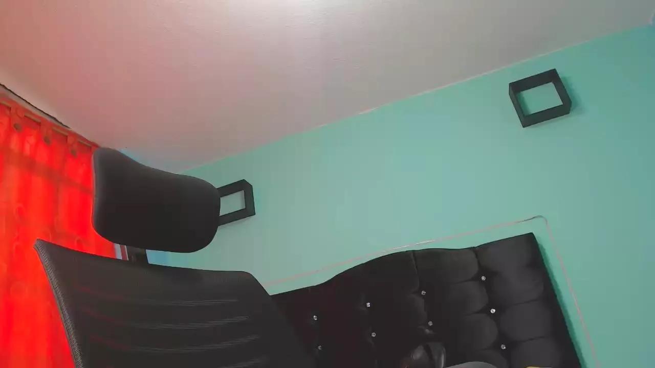 aleja193 on Cam4 