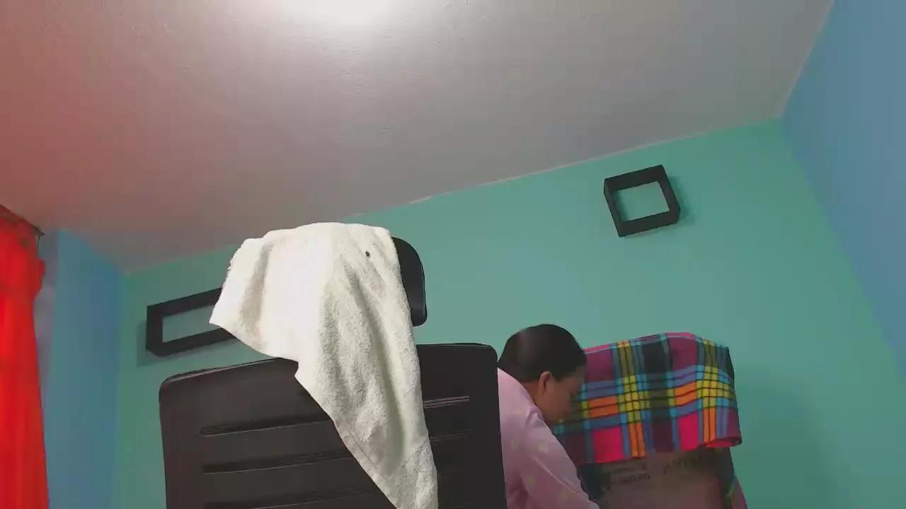 aleja193 on Cam4 