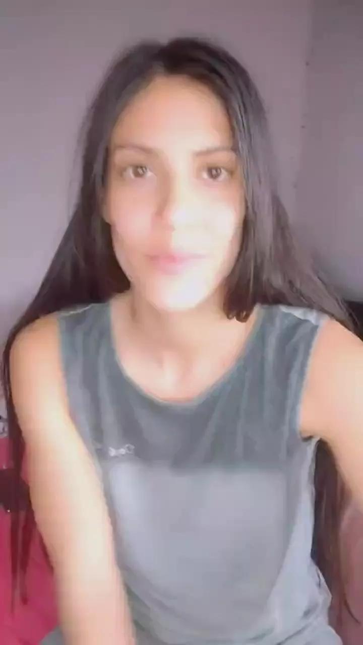 aleja2020 on Cam4 