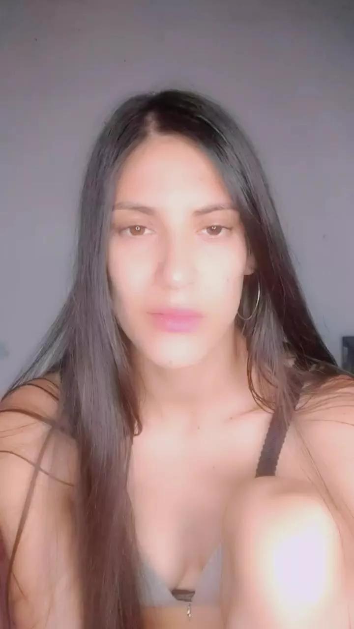 aleja2020 on Cam4 