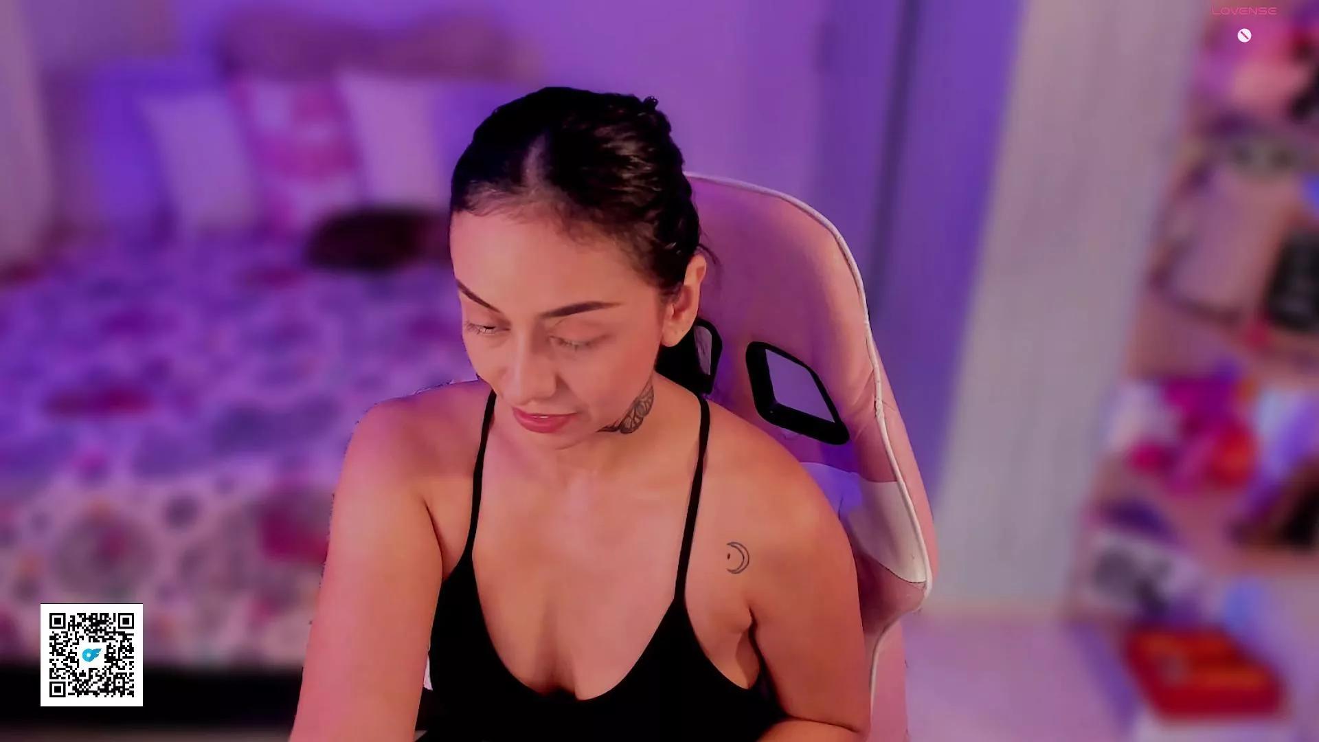alejaevans on Cam4 