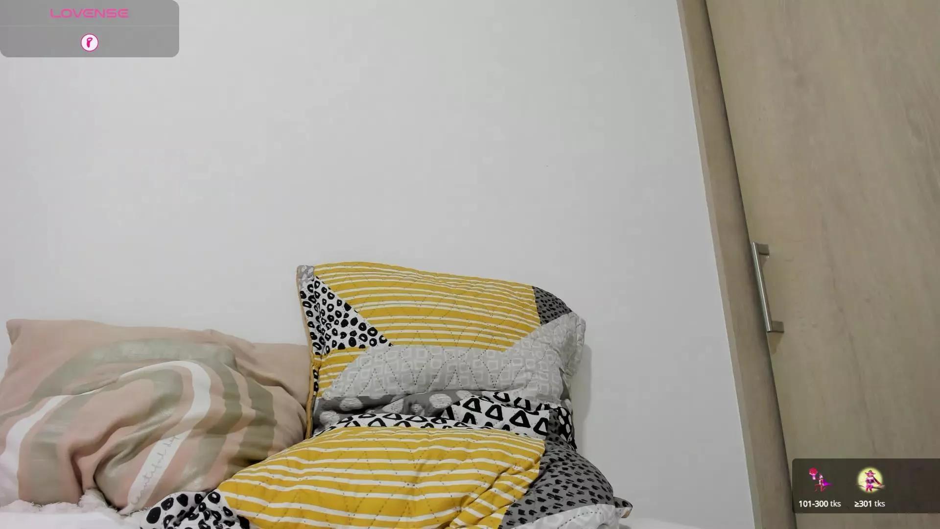 Offline alejandro_stark on Cam4