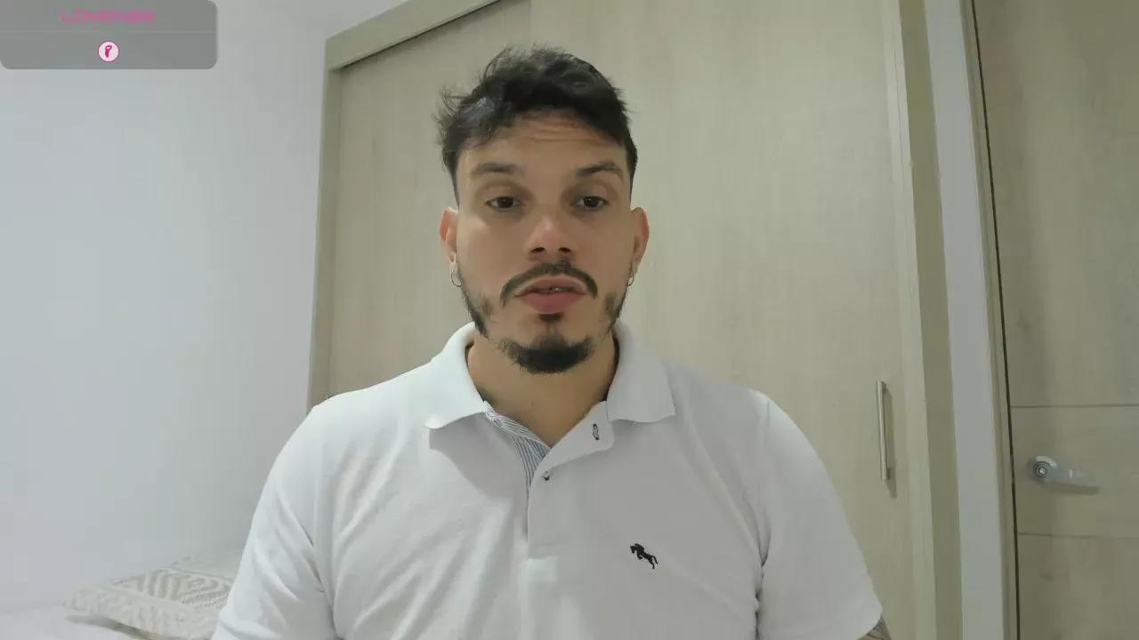 Offline alejandro_stark on Cam4