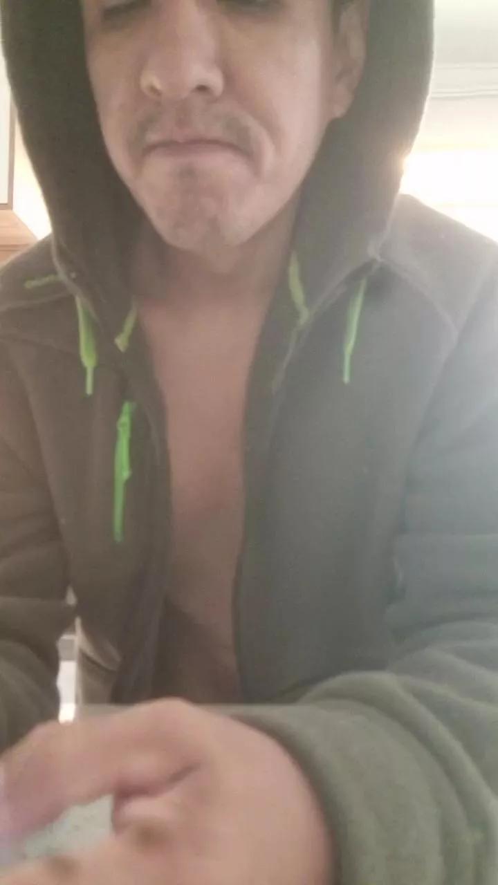 Offline alejcamo on Cam4