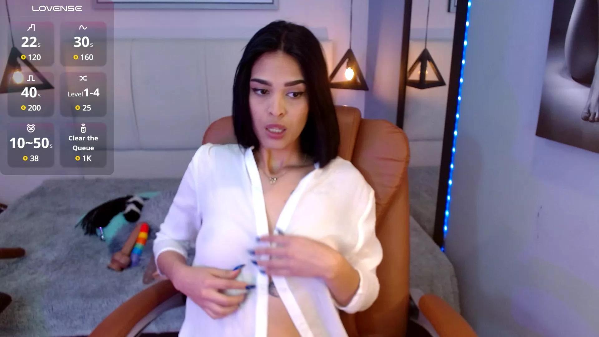 AlessiaVal_ on Cam4 