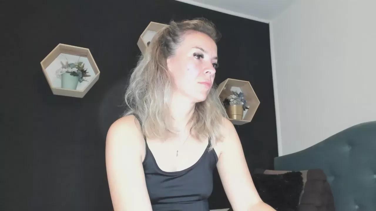 Alesys69 on Cam4 