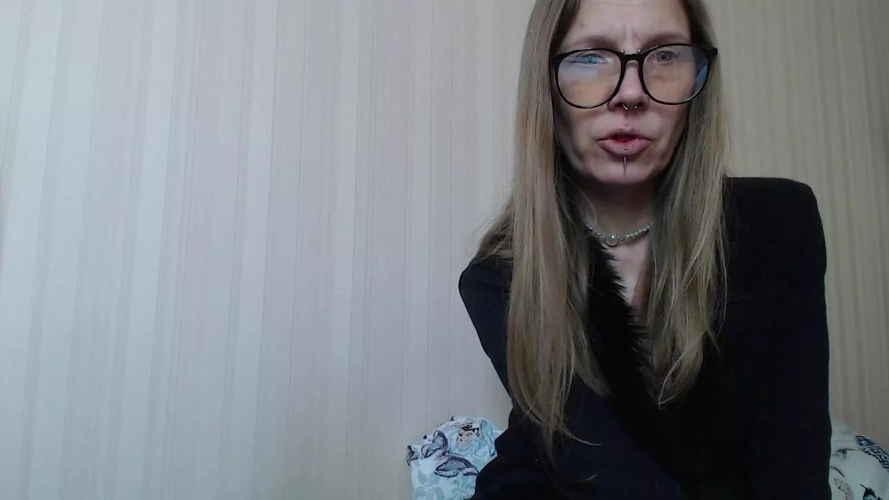 alexa_zaryanova on Cam4