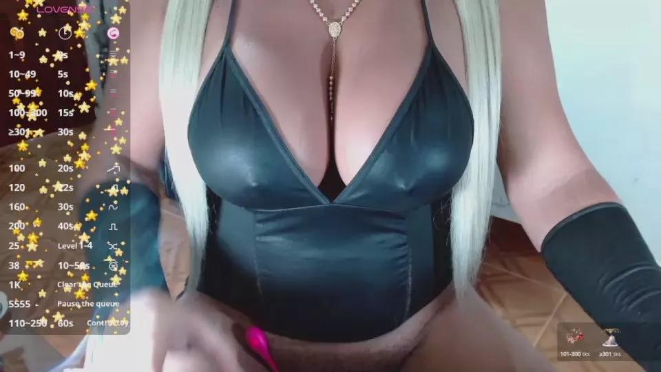 Alexabigcock1 on Cam4 