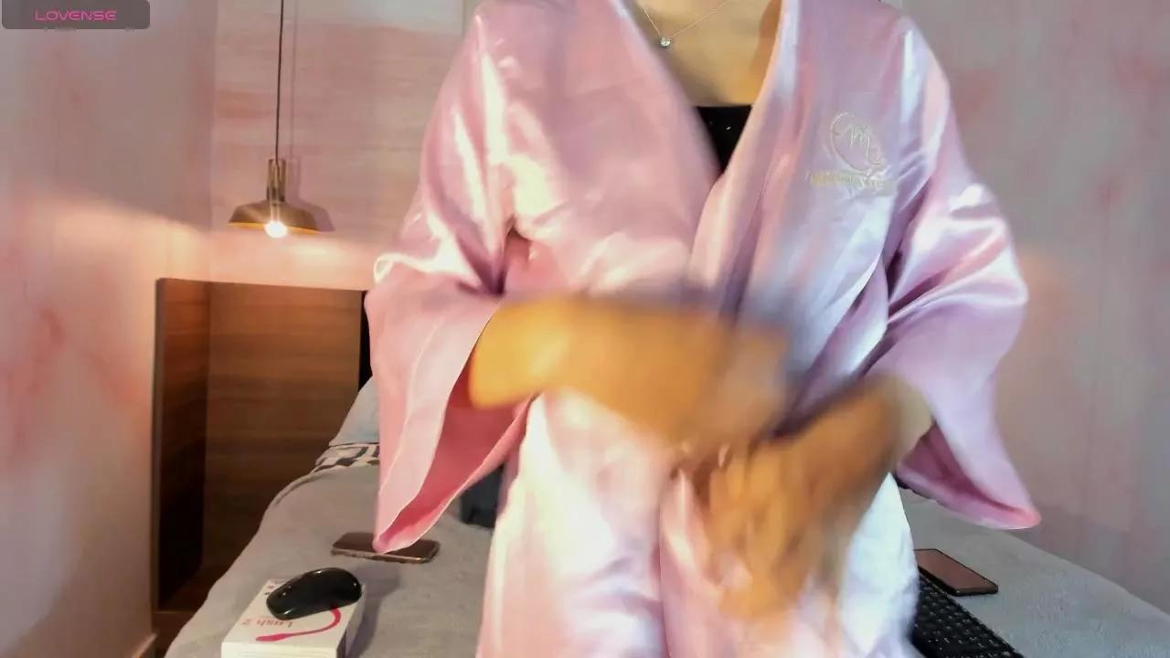 Alice_Simpson on Cam4 