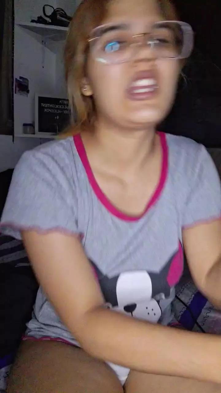 AliceP0 on Cam4 