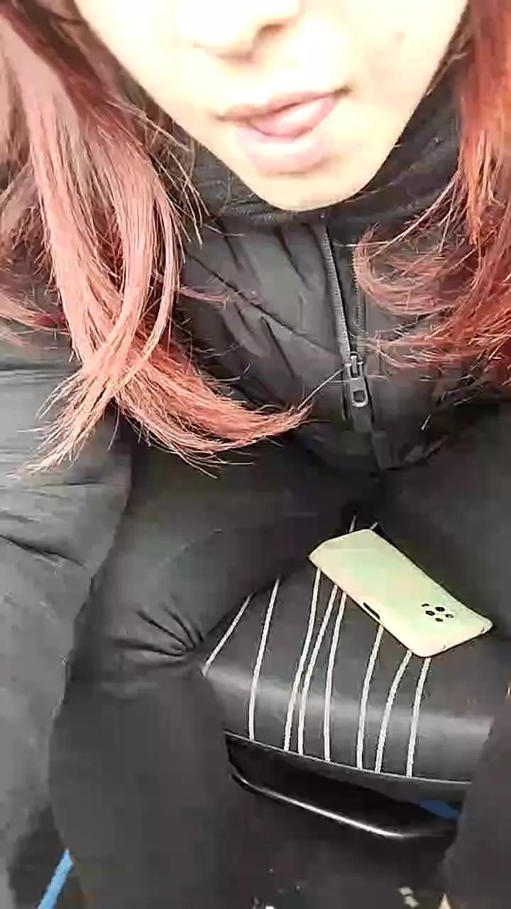 Alicepavia22 on Cam4 