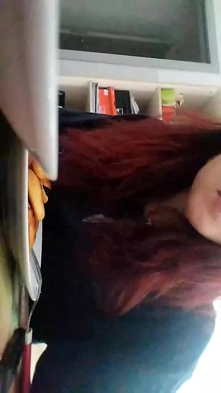 Alicepavia22 on Cam4 