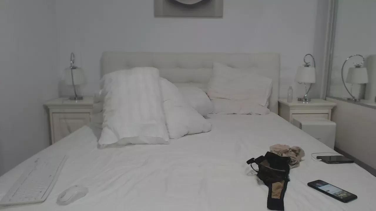 alisonya on Cam4 