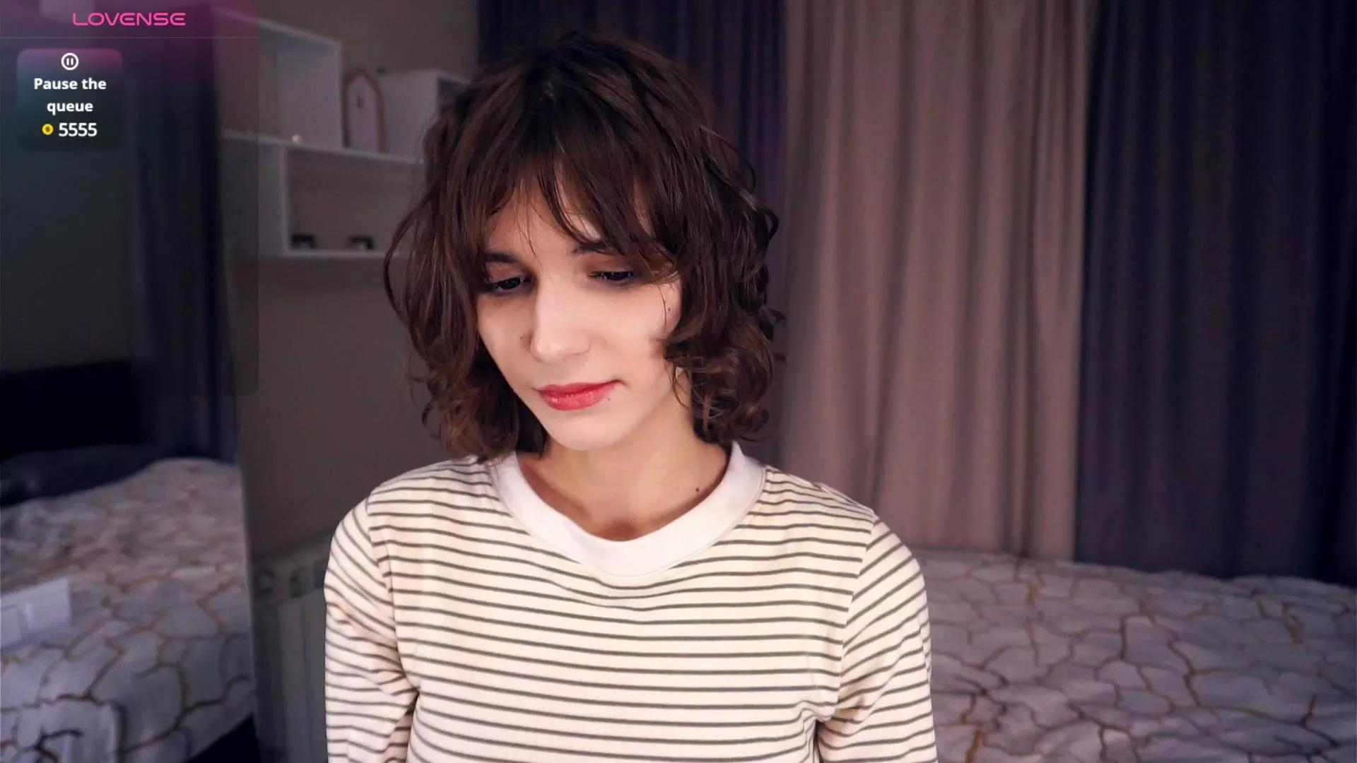 AlodiaGoodrich on Cam4 
