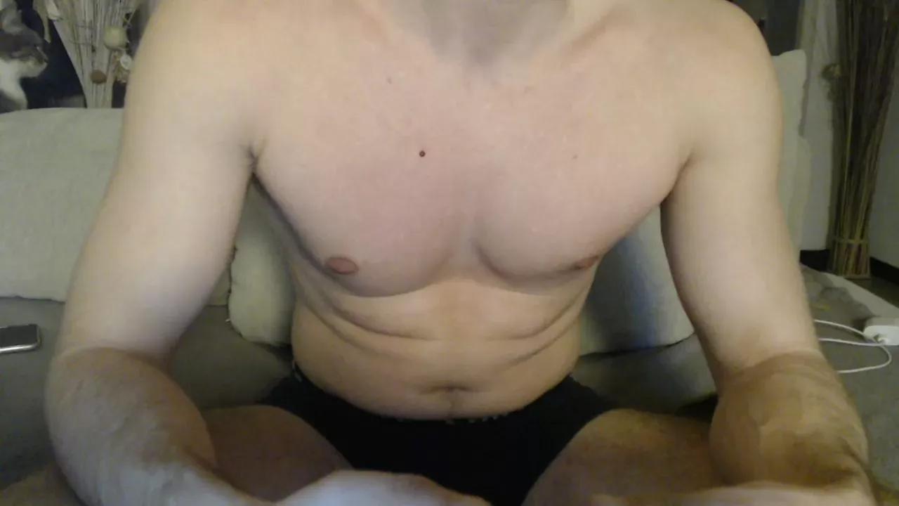 AlphaFrenchFit on Cam4 