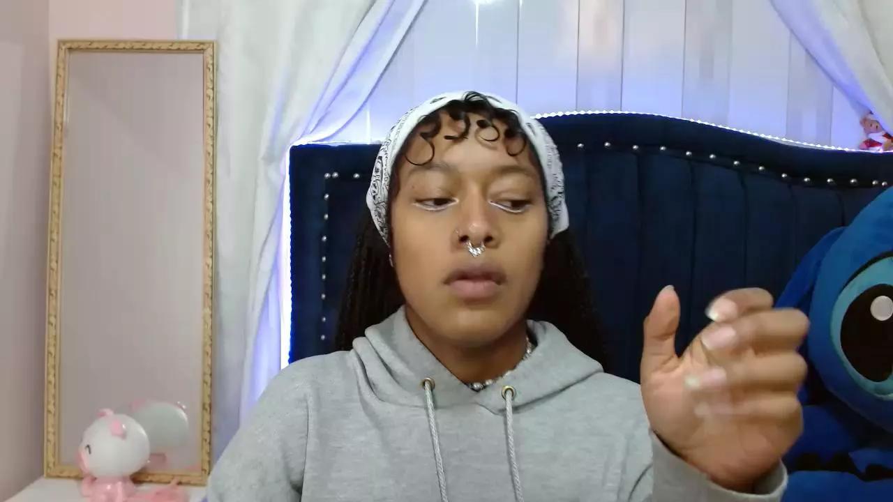 amathista on Cam4 