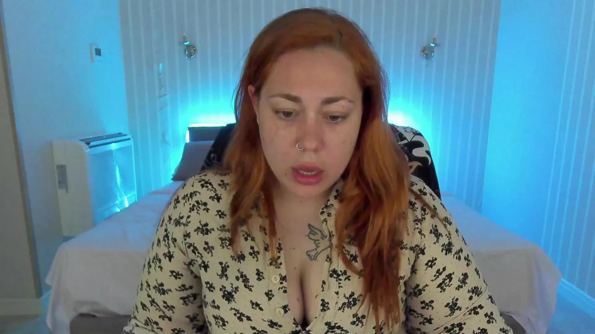 AmazonkaStar on Cam4 