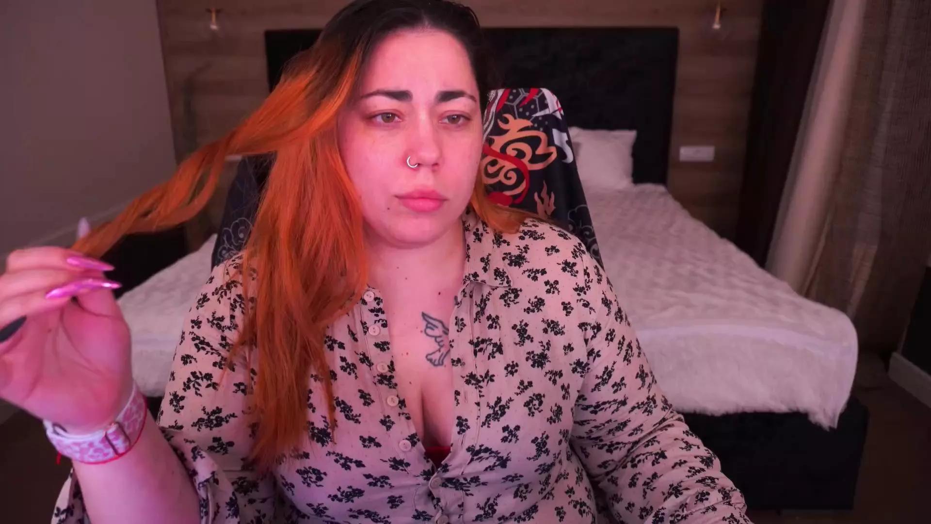 AmazonkaStar on Cam4 