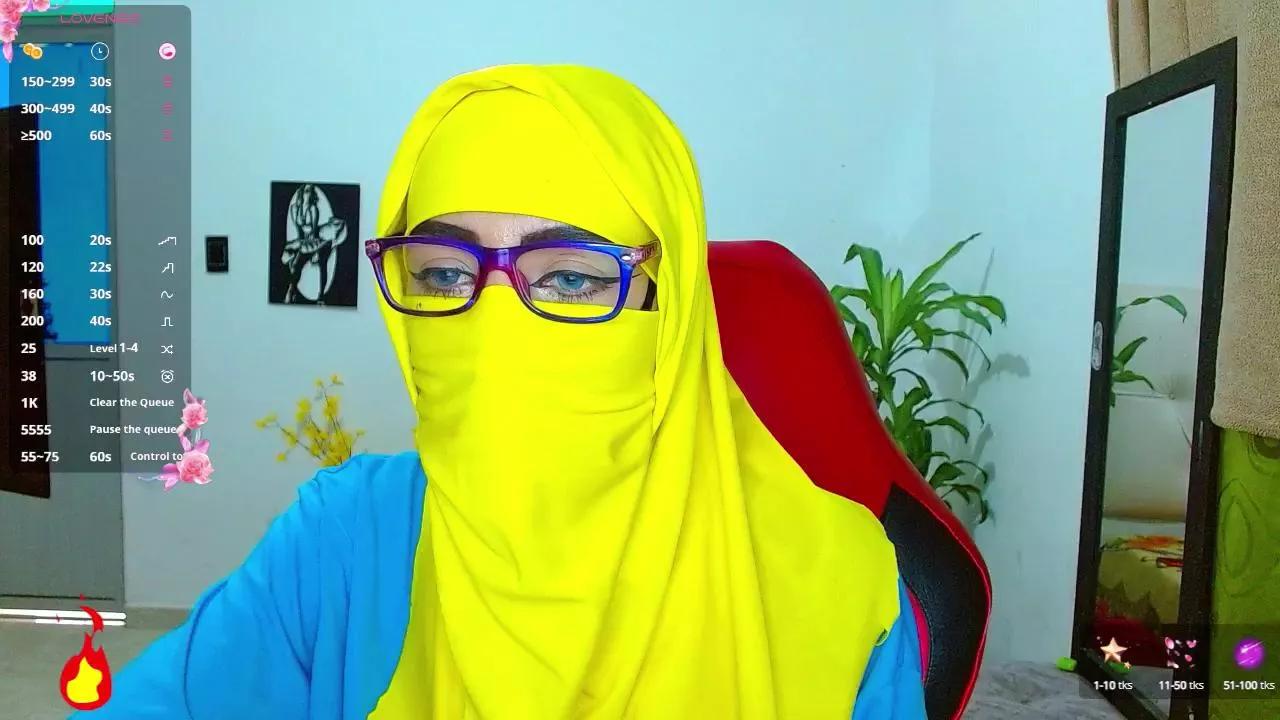 amira_18 on Cam4 