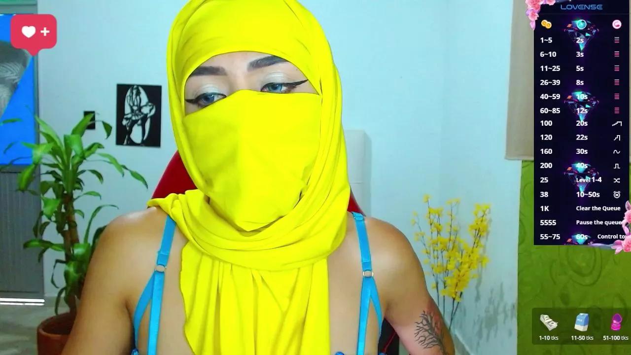 amira_18 on Cam4 