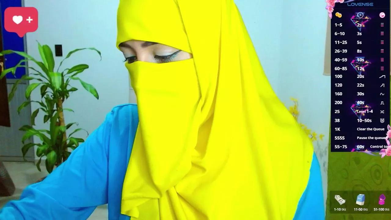 amira_18 on Cam4 
