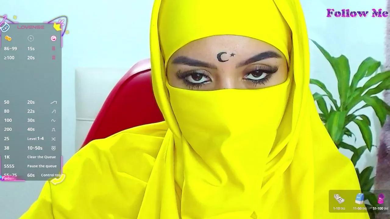 amira_18 on Cam4 