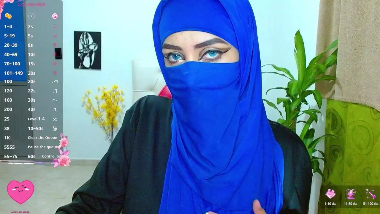 amira_18 on Cam4 