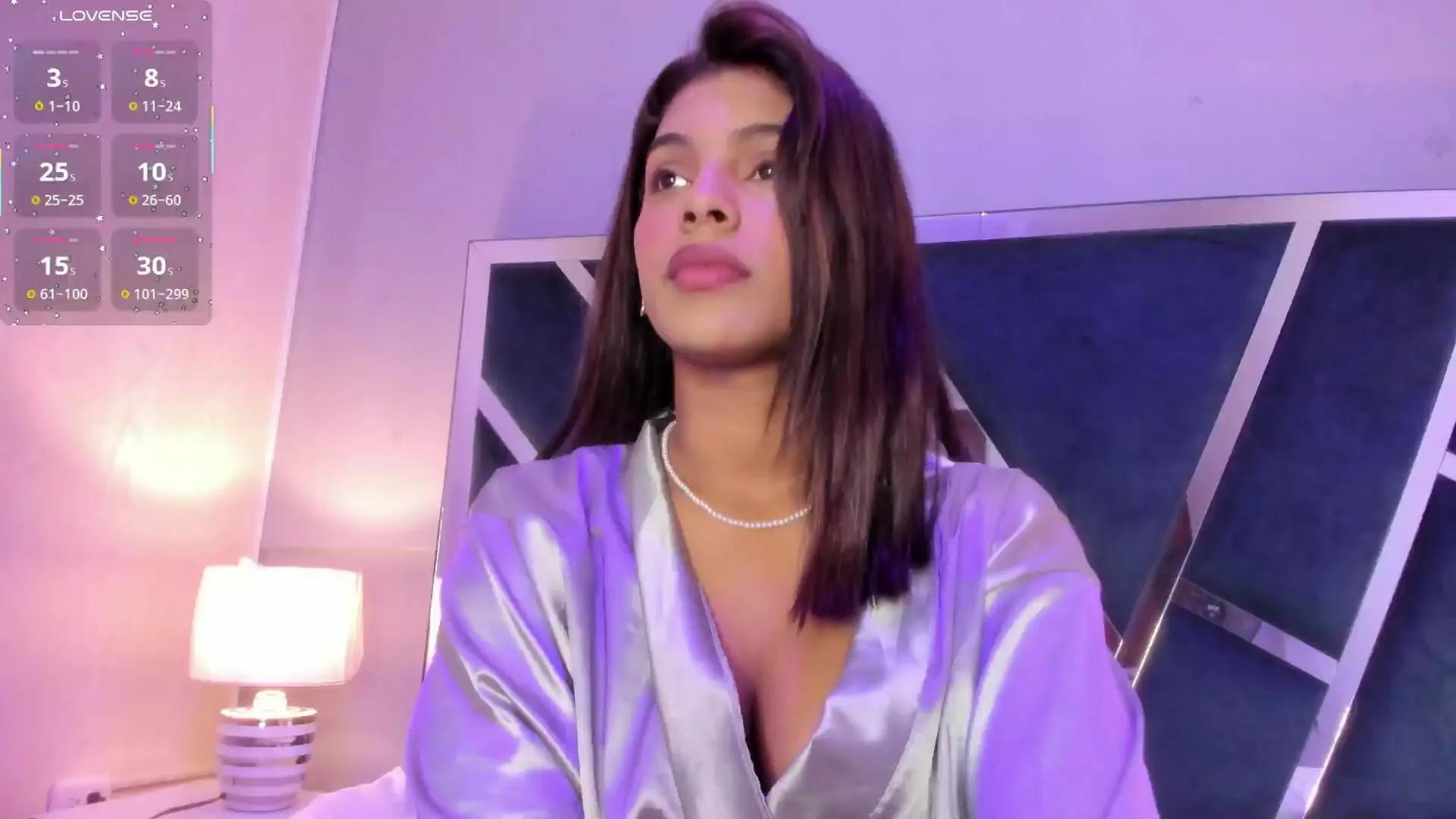 AmyEvan on Cam4 