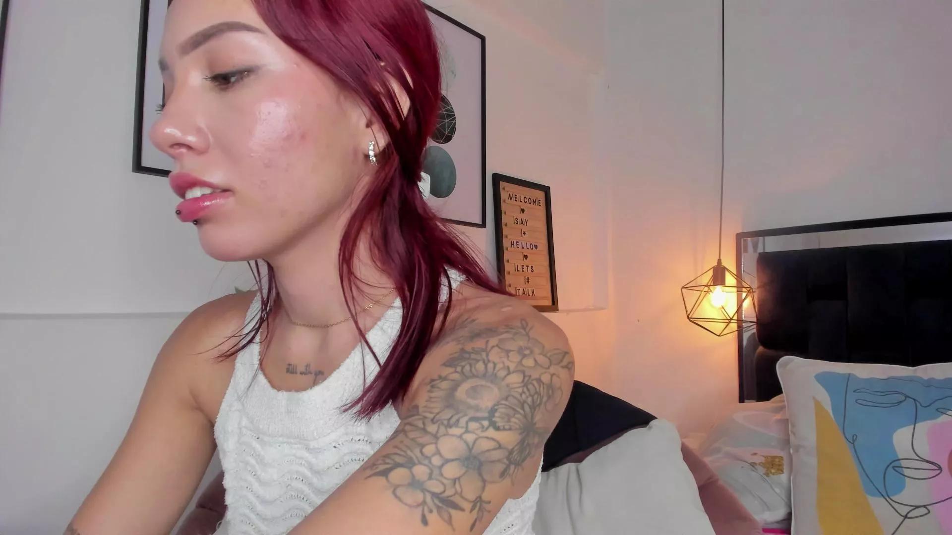 Slutty Amysc wants you to fuck her body now Amysc from Cam4