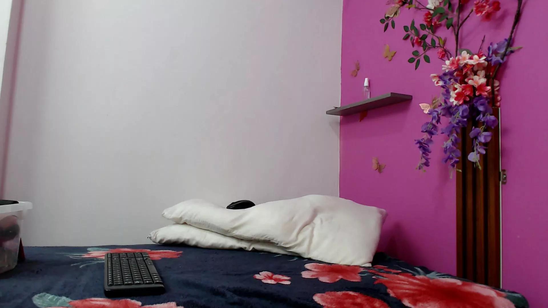 analdeepaleja18 on Cam4 
