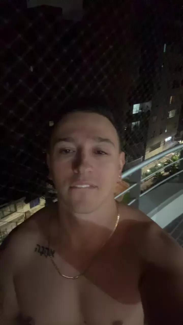 Andres_bottero on Cam4