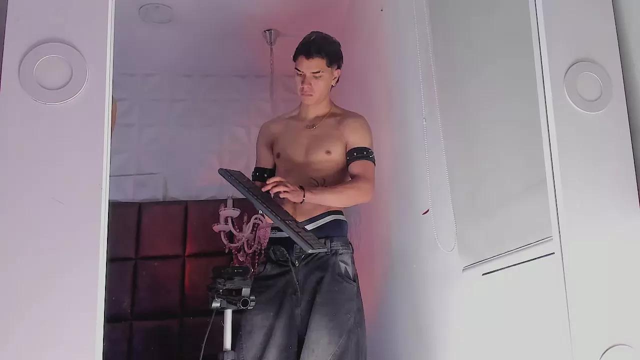 Andypalmer on Cam4 