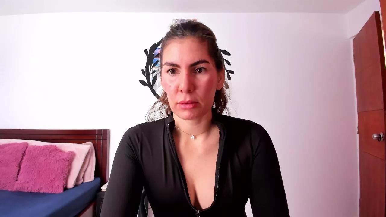 Offline Angywalhs on Cam4