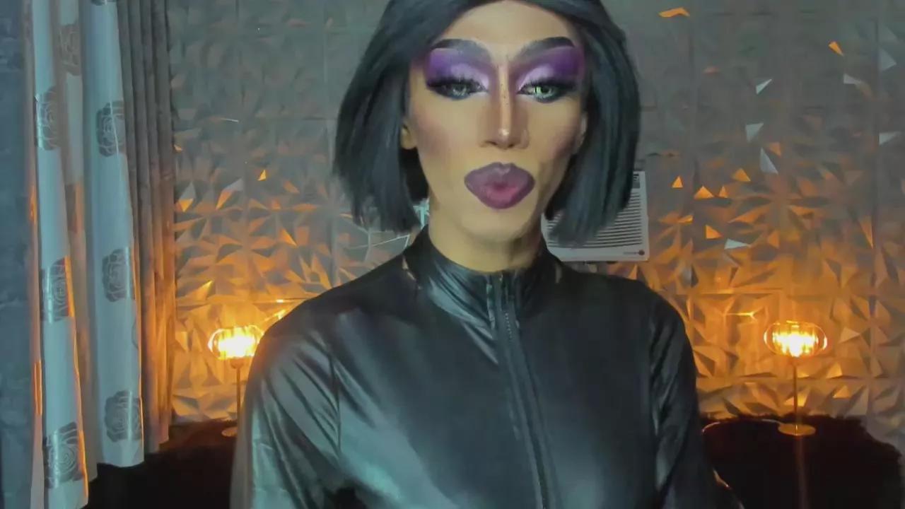 Freechat anitacruisze on Cam4