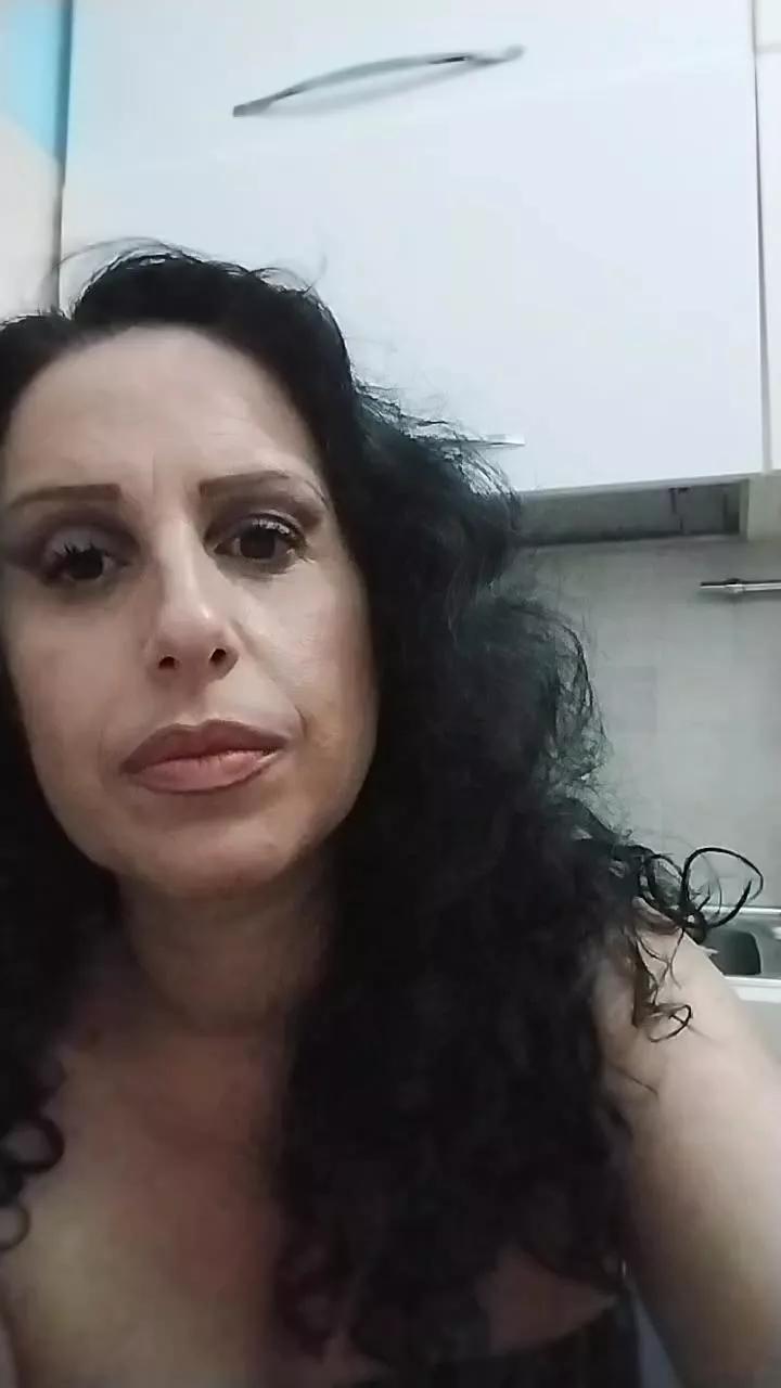 annabell8181 on Cam4 