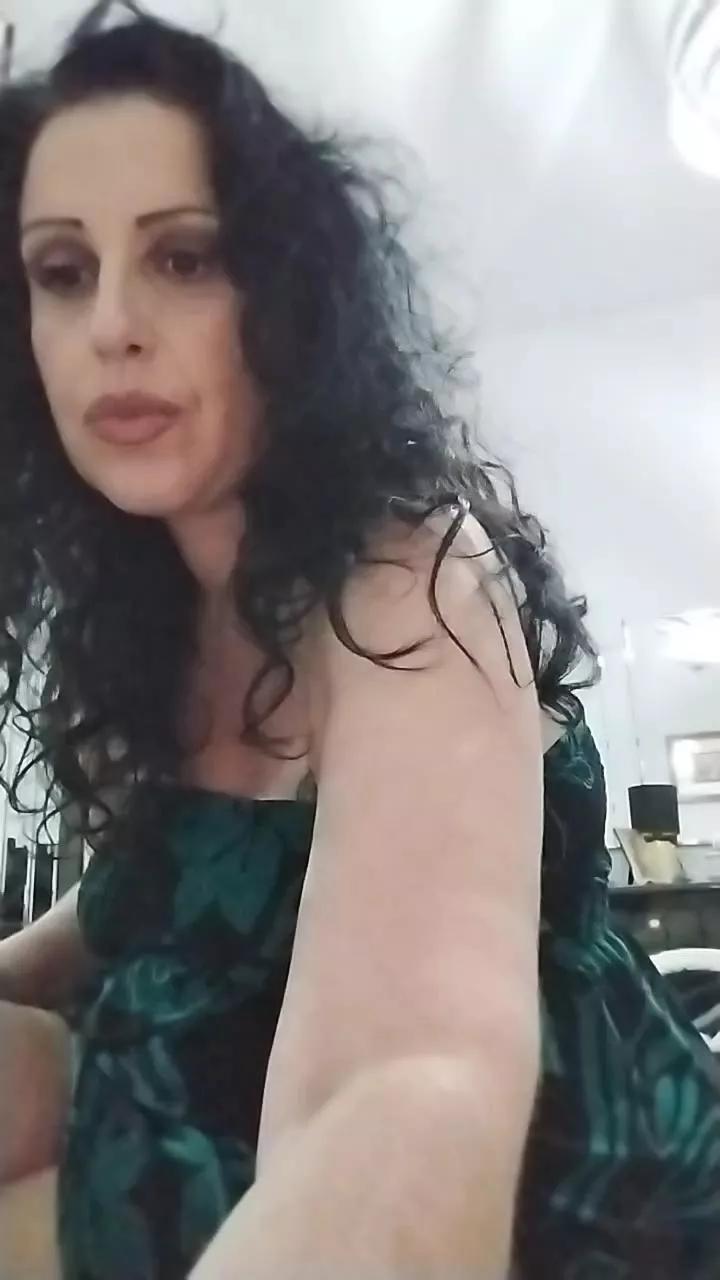 annabell8181 on Cam4 