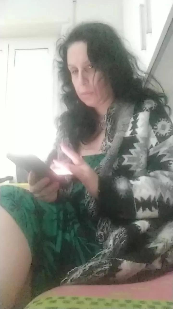 annabell8181 on Cam4 